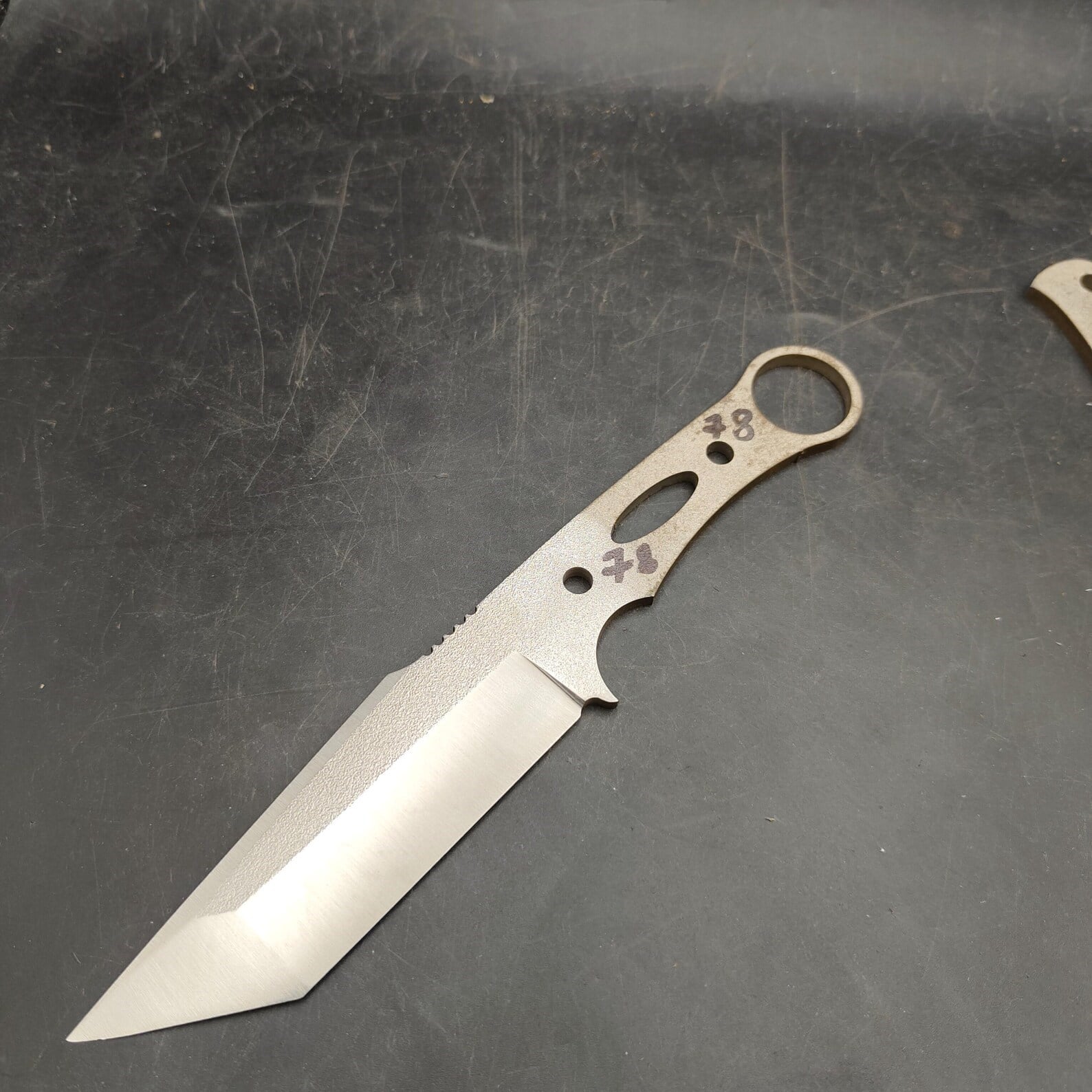 n690-tanto-knife-blank-n78--88a9-.jpg