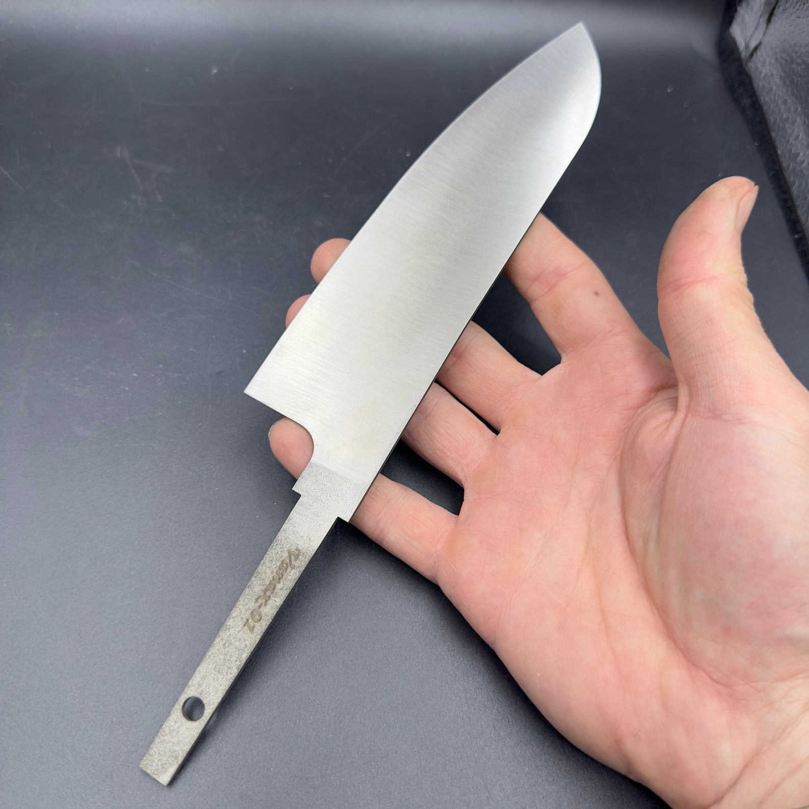 vanax-santoku-japanese-chef-knife-blan-0e-11a.jpg