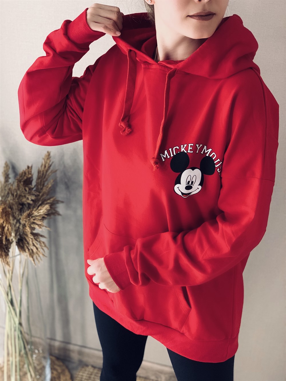 Mickey Mouse baskılı kırmızı sweatshirt