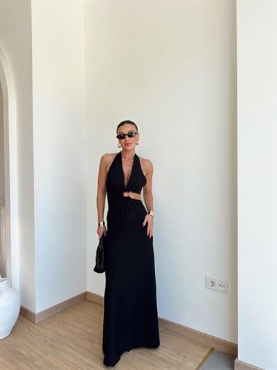 Siyah Dekolteli Maxi Elbise