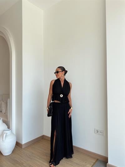 Siyah Kırışık Model Aksesuarlı Takım