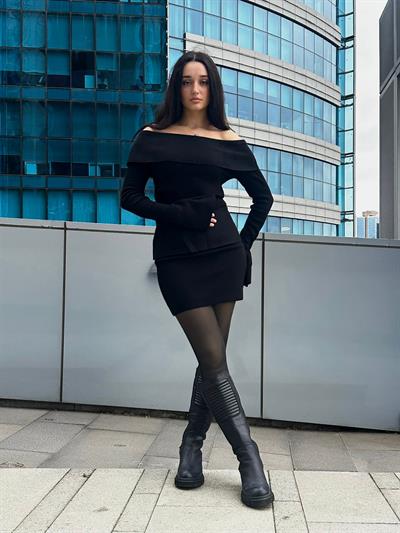 VERMANO Triko Madonna Yaka Mini Etek Siyah Takım