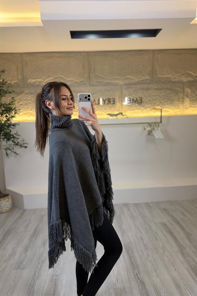 püskül detaylı panço