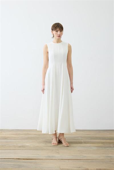 ALIZA CREPE SLEEVELESS FITTED DRESS WHITE