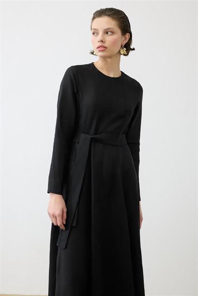 CLARA 100% LINEN FITTED DRESS BLACK