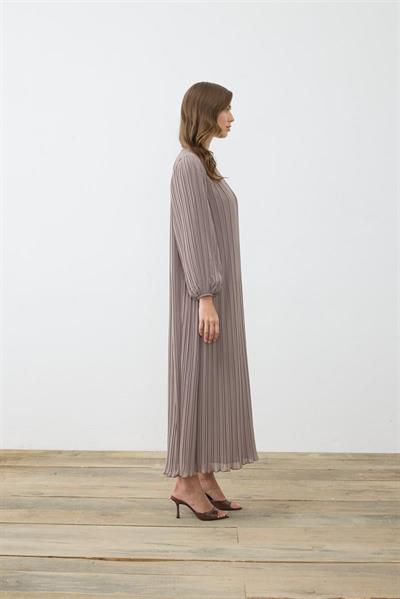 DUE CHIFFON PLEATED DRESS TAUPE