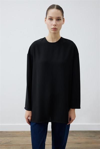 EVA CREPE BASIC BLOUSE BLACK