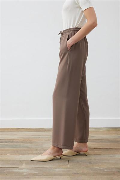 EVA CREPE PLEATED PALAZZO PANTS TAUPE