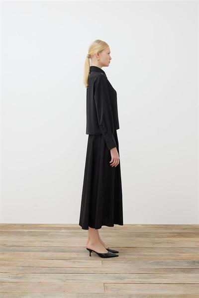 FLORENCE STONE EMBELLISHED CREPE SKIRT SET BLACK