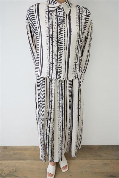 LINE PATTERNED RAYON VISCOSE SKIRT SET BLACK