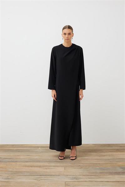 MIA FRONT AND BACK CLOSED JUMPSUIT BLACK