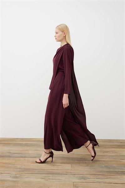 MIA FRONT AND BACK CLOSED JUMPSUIT BURGUNDY