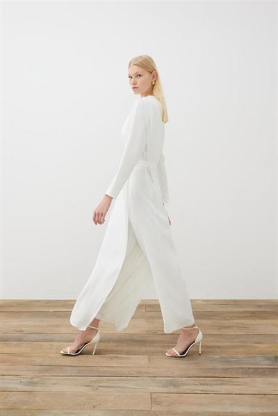 MIA FRONT AND BACK CLOSED JUMPSUIT ECRU