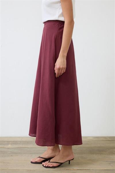 NATURAL 100% LINEN FLARED SKIRT BURGUNDY