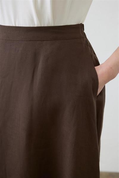 NATURAL 100% LINEN FLARED SKIRT DARK BROWN