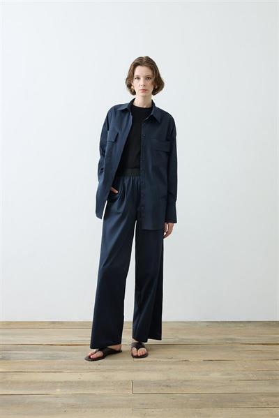 NOVA PAPER TOUCH COTTON SHIRT WITH POCKETS NAVY BLUE