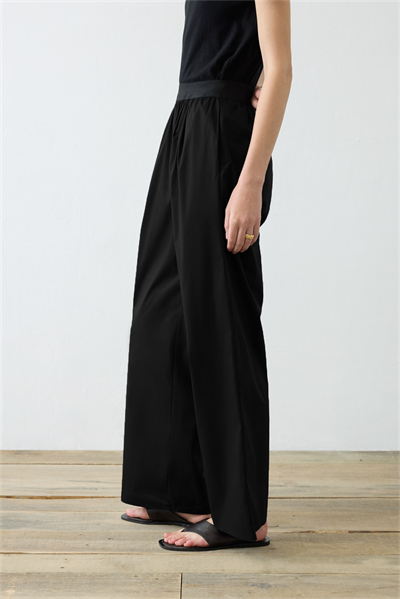 NOVA PAPER TOUCH PANTS BLACK