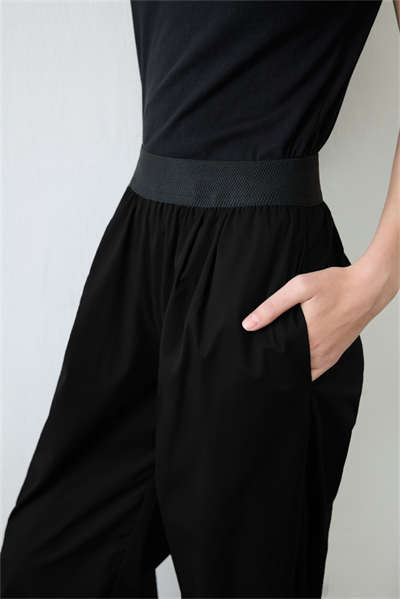 NOVA PAPER TOUCH PANTS BLACK