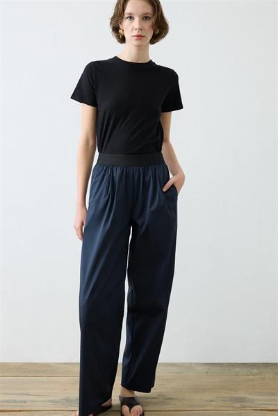 NOVA PAPER TOUCH PANTS NAVY BLUE