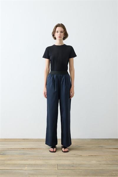 NOVA PAPER TOUCH PANTS NAVY BLUE