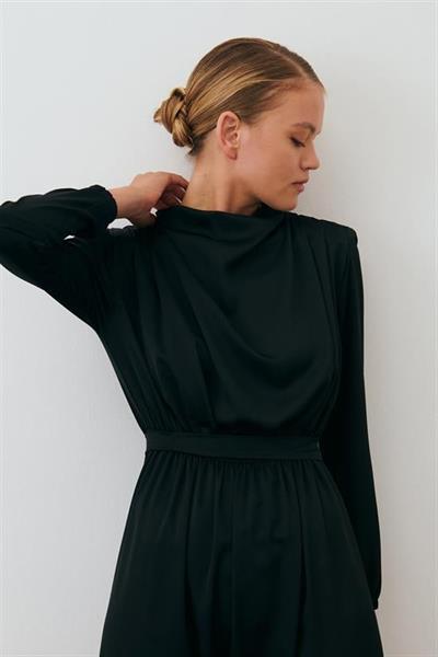 PORTE SATIN DRESS BLACK