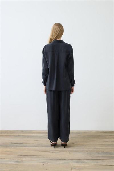PRIME WASHED SILK PLEATED PANTS SHIRT SET BLACK