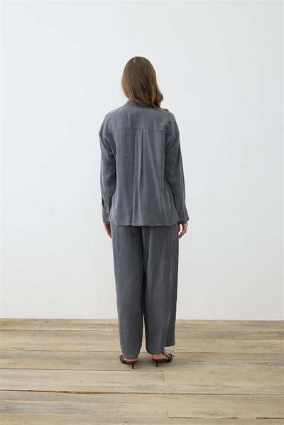 PRIME WASHED SILK PLEATED PANTS SHIRT SET ANTHRACITE