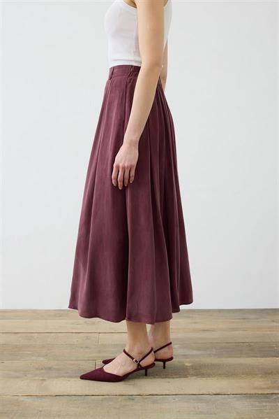 PRIME WASHED SILK PLEATED SKIRT BURGUNDY