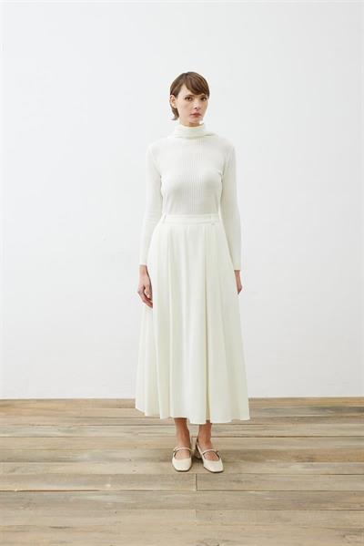 RINA CREPE 3 PLEATED SKIRT ECRU