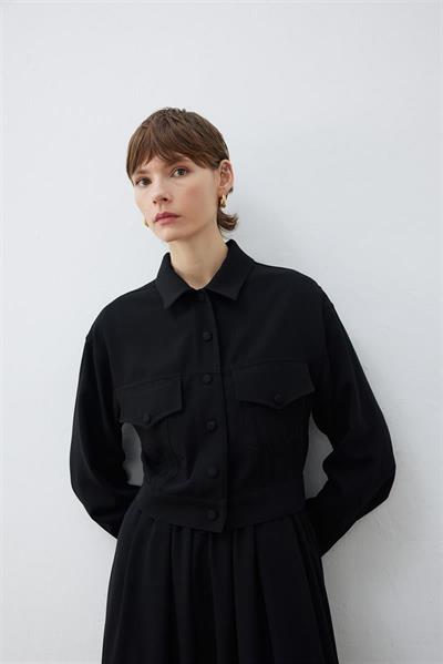 RINA CREPE CROPPED SPORTS JACKET BLACK