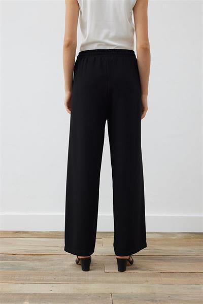 RINA CREPE ELASTIC WAIST WIDE PANTS BLACK