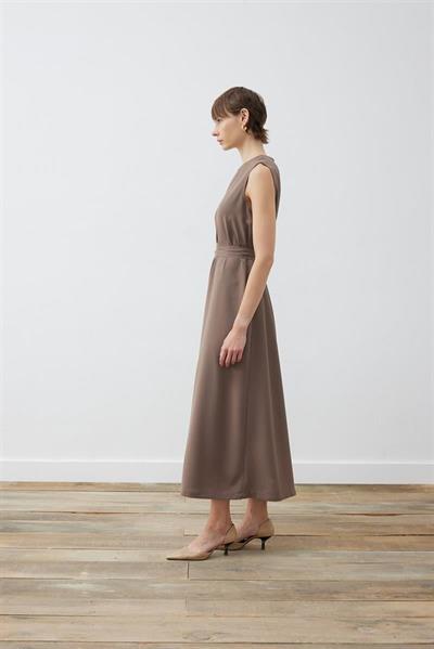 RINA CREPE FRONT SEAM DRESS TAUPE