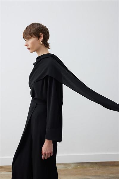 RINA CREPE SCARF DETAILED BLOUSE BLACK