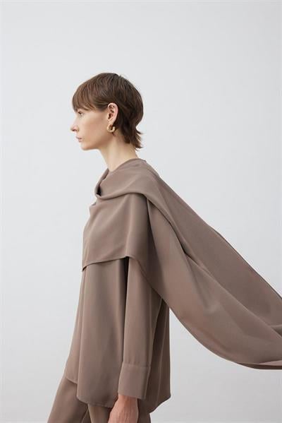 RINA CREPE SCARF DETAILED BLOUSE TAUPE