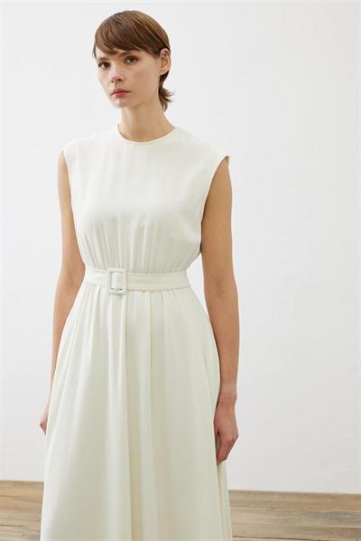 RINA CREPE SLEEVELESS FLARED DRESS VANILLA