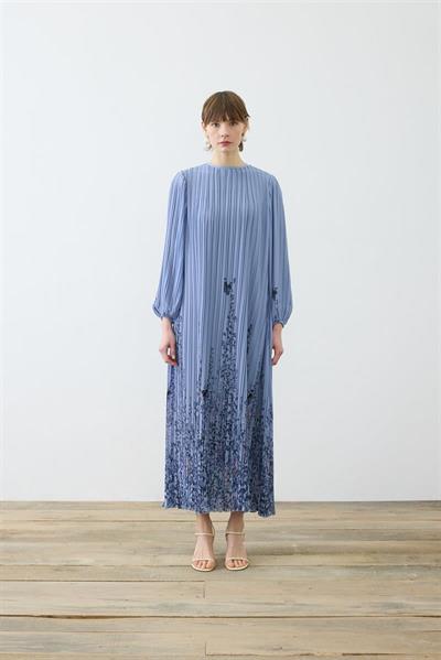 SUMBUL PATTERNED PLEATED CHIFFON DRESS BLUE