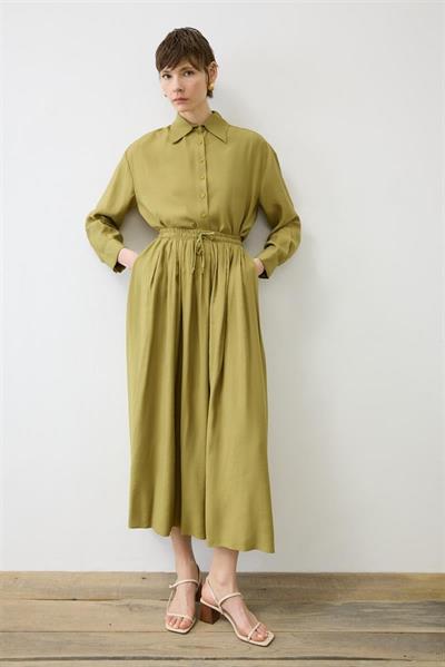 VERA VISCOSE ELASTIC WAIST SKIRT   OVAL SHIRT SET GREEN