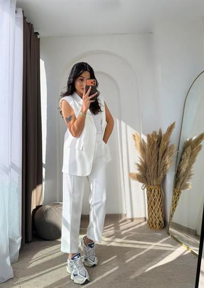 Zara Model Vatkalı Yelek Takım Beyaz