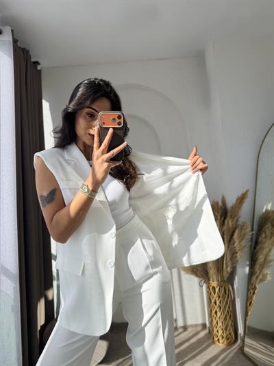 Zara Model Vatkalı Yelek Takım Beyaz
