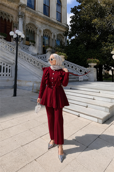 Kadın Fırfır Detaylı Düğmeli Takım 