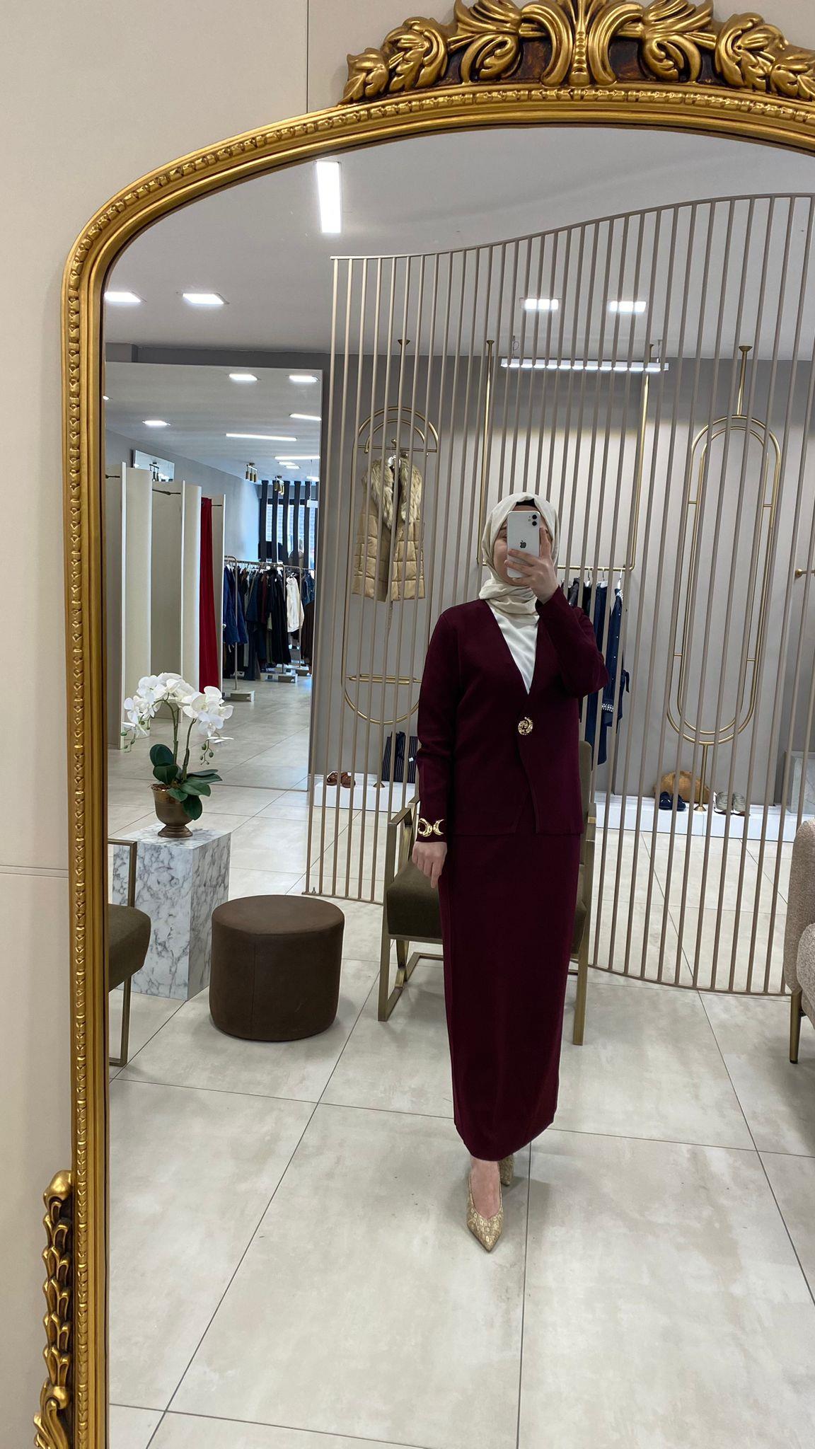 GHİSA BORDO RENK ETEKLİ TAKIM