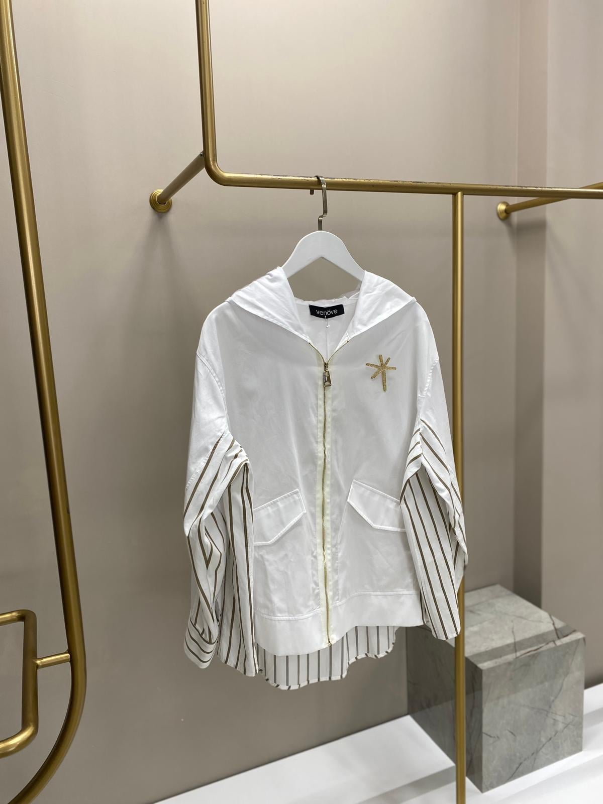 VENÖVE CELESTE CEKET