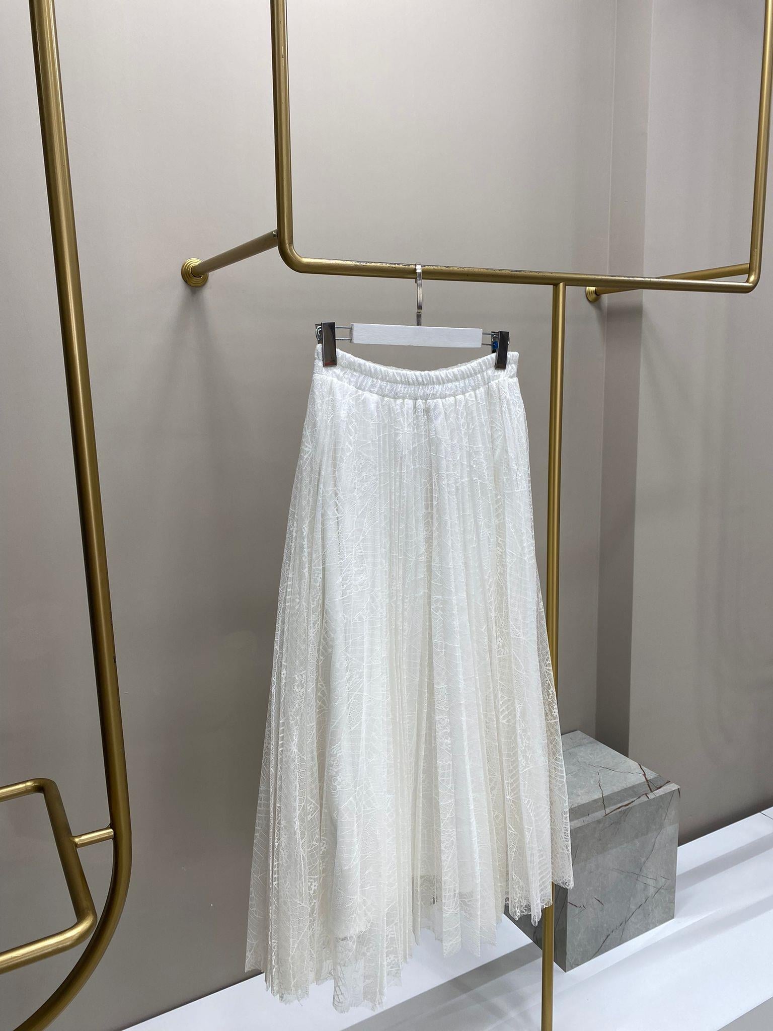 VENÖVE EVERE ETEK BEYAZ