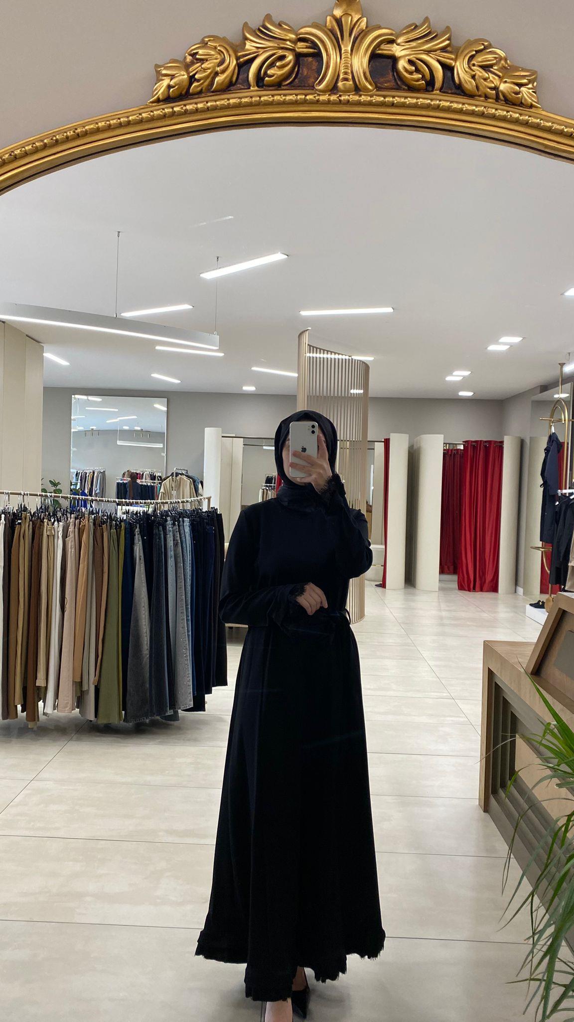 38823 MİSSWHENCE GÜPÜR DETAYLI SİYAH ELBİSE