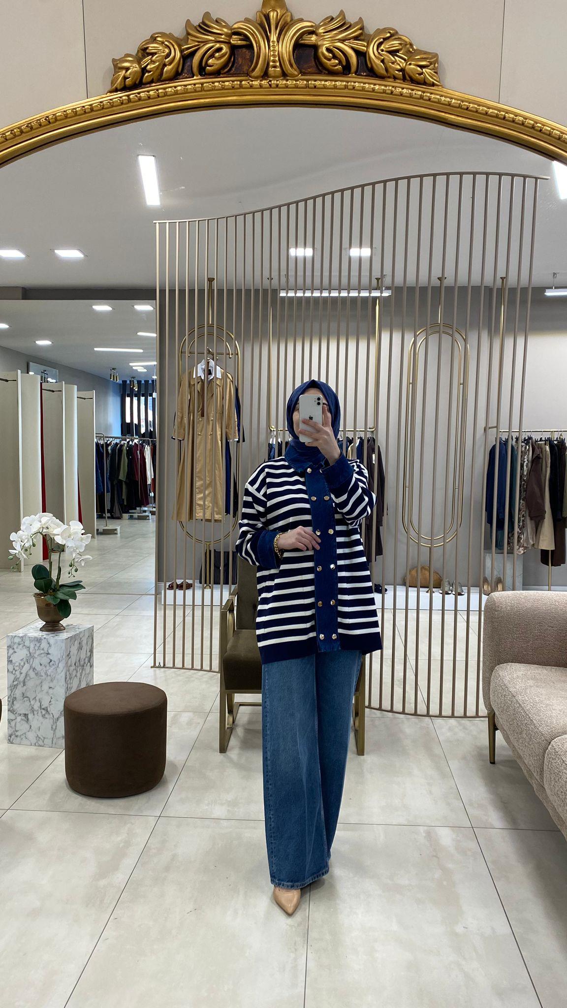 EXQUİSE ÇİZGİLİ TRİKO HIRKA