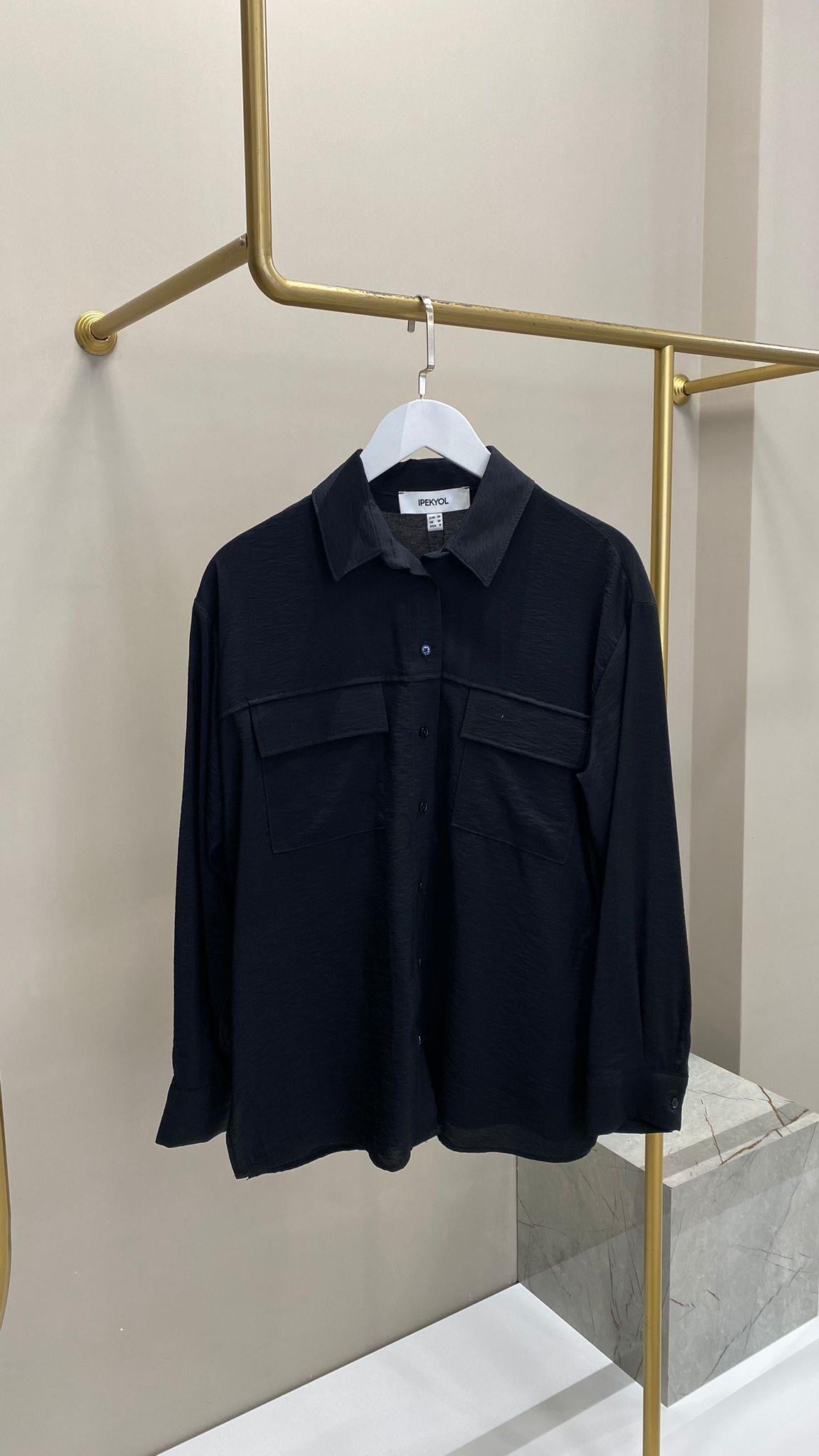 İPEKYOL ÇİFT CEPLİ SİYAH GÖMLEK