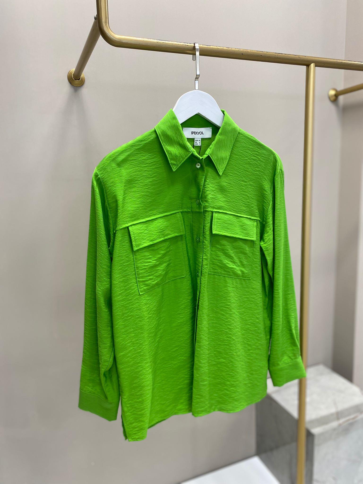 İPEKYOL FISTIK YEŞİLİ GÖMLEK