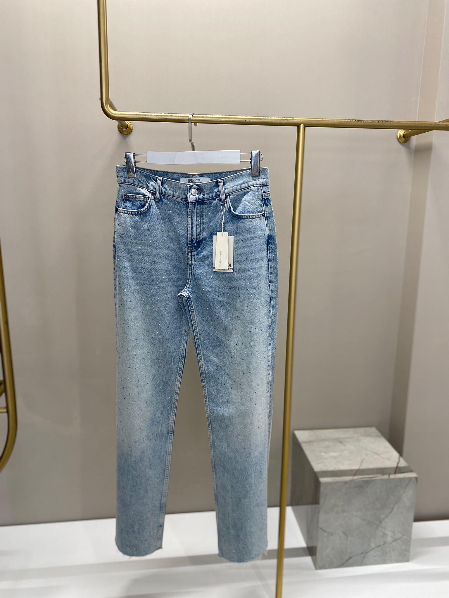 İPEKYOL HOTFİX BASKILI JEAN PANTOLON