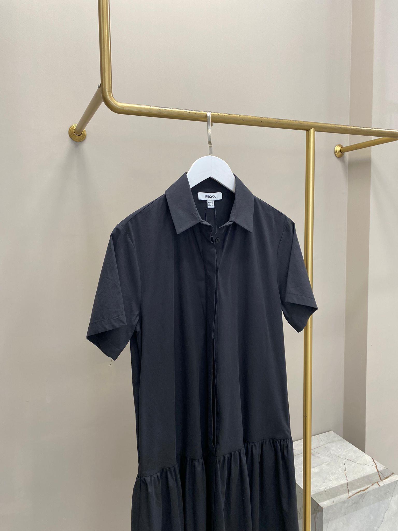 İPEKYOL SİYAH BÜZGÜLÜ ELBİSE