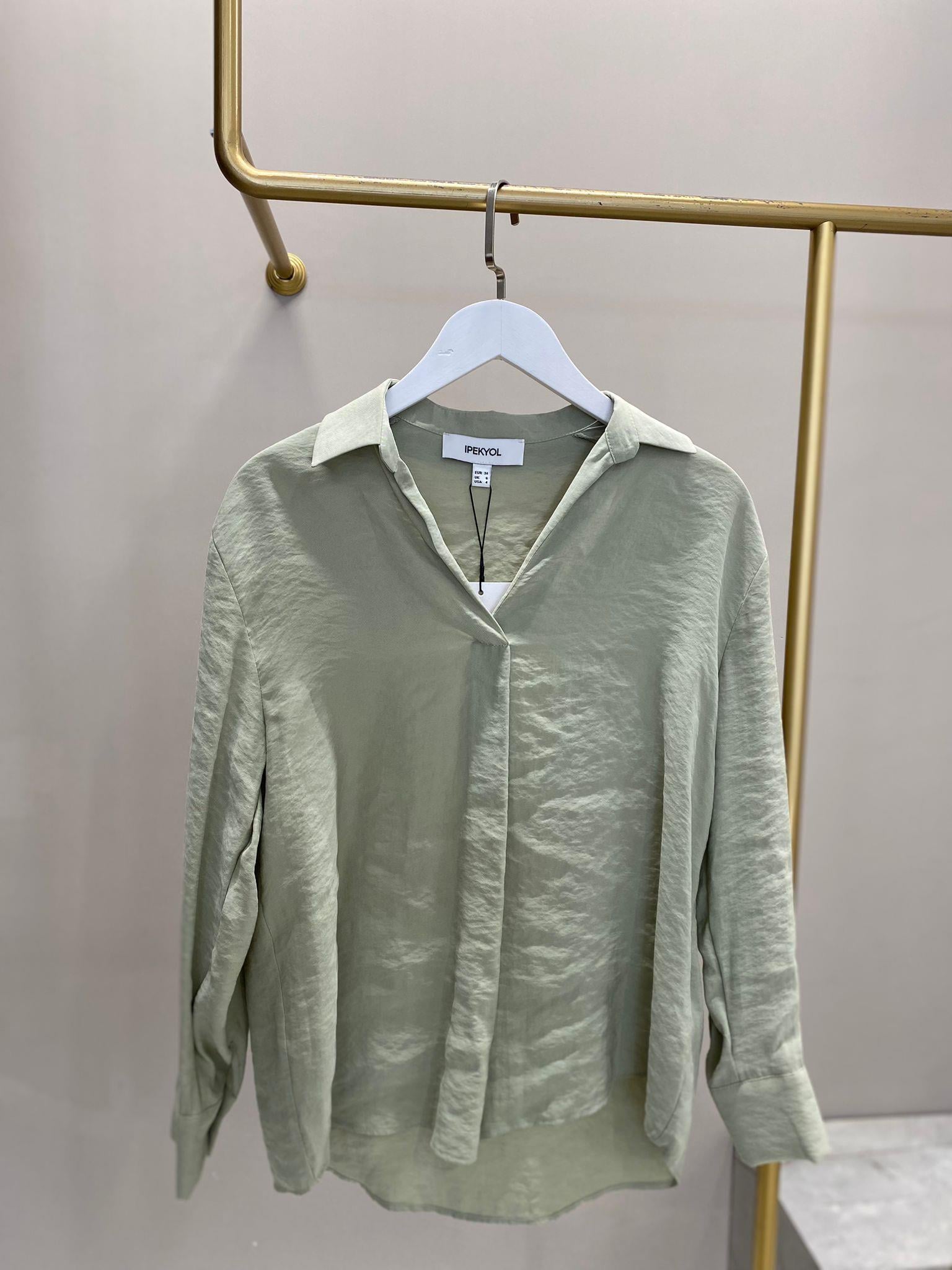 İPEKYOL SU YEŞİL BASİC GÖMLEK